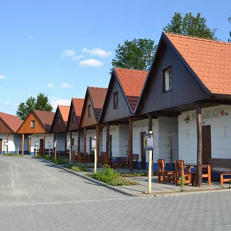 Slovacky Dvur 3*
